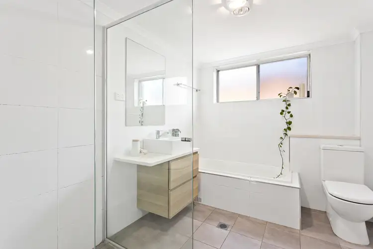 Sixth view of Homely apartment listing, 2/18 Virginia Street, North Wollongong NSW 2500