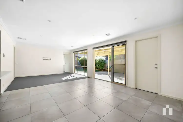 Fifth view of Homely house listing, 10 Rippon Lea Parade, Mernda VIC 3754