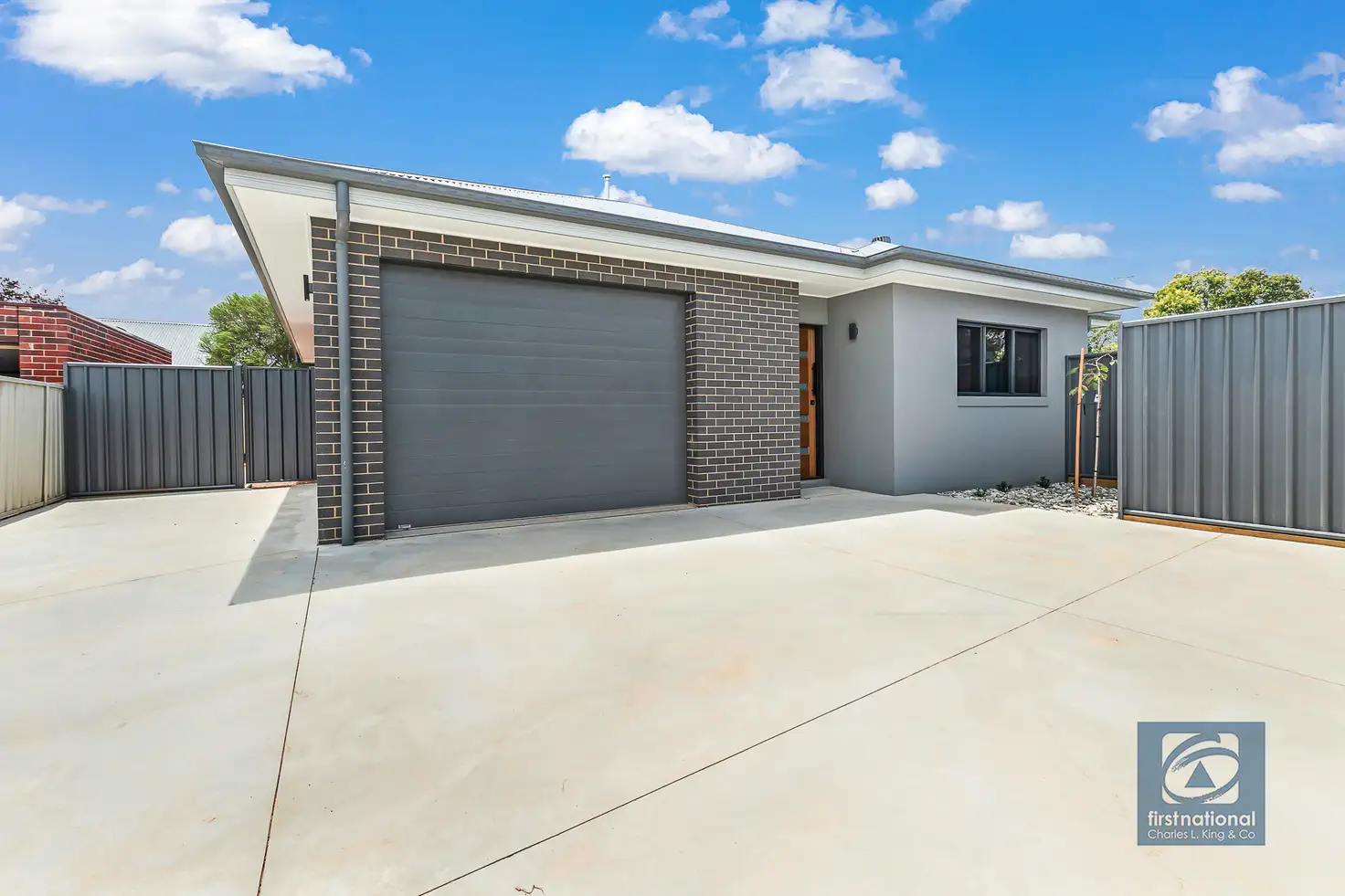Main view of Homely townhouse listing, 3/4 Simmie Street, Echuca VIC 3564