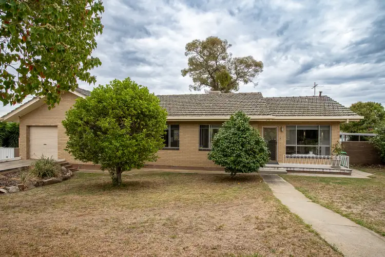 304 Desmond Street, Lavington NSW 2641
