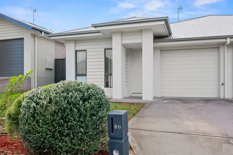 2/6 Crestwood Road, Thornton NSW 2322