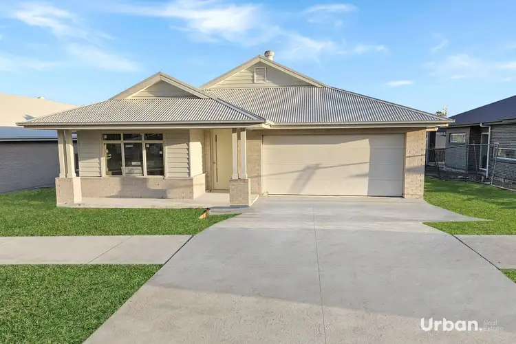 Level 203/5 Kooralbyn Road, Buchanan NSW 2323