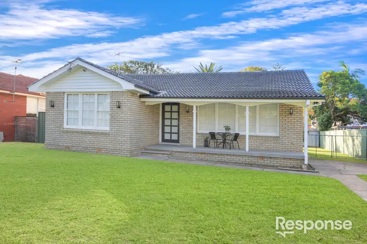 15 Lodge Avenue, Old Toongabbie NSW 2146