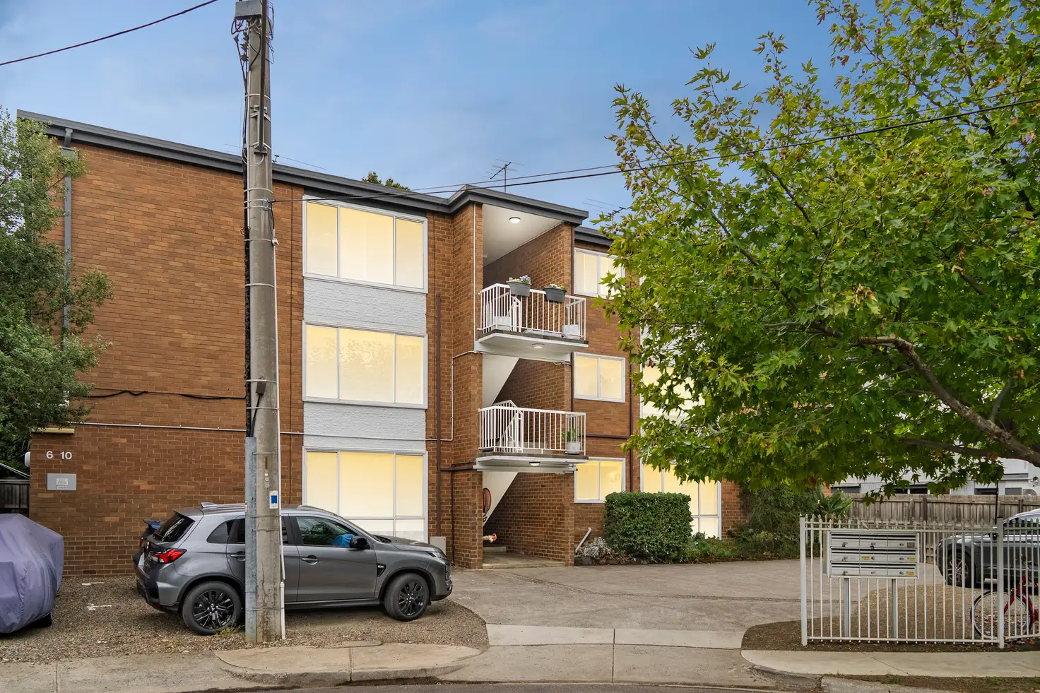 Main view of Homely apartment listing, 9/6-10 Farnham Court, Flemington VIC 3031