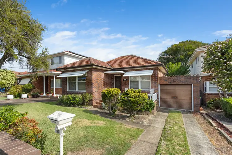 16 Yoorami Road, Beverly Hills NSW 2209