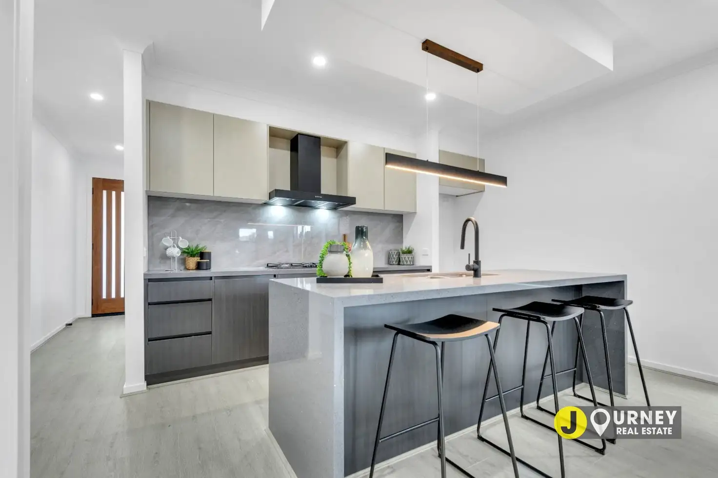 Main view of Homely house listing, 32 Gunter Drive, Tarneit VIC 3029