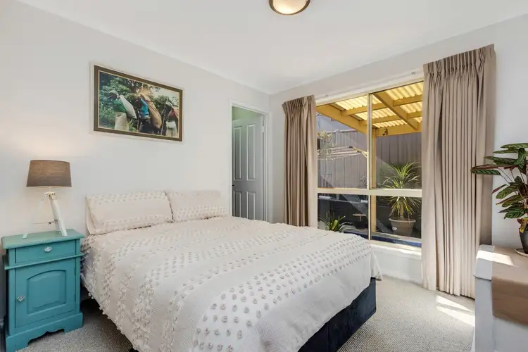 Sixth view of Homely townhouse listing, 2/9 Sovereign Gardens, Kangaroo Flat VIC 3555
