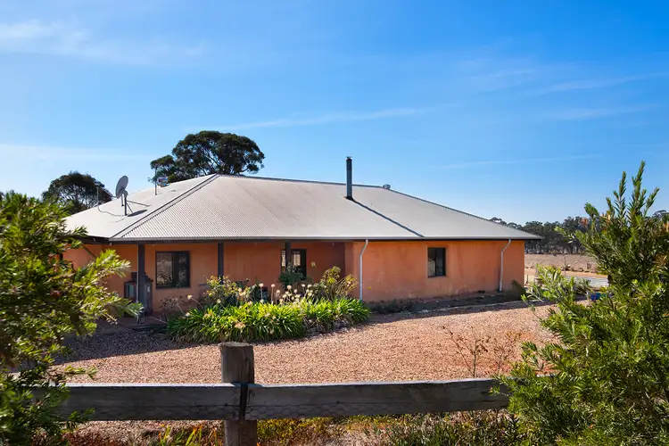 379 Sinclairs Road, Longlea VIC 3551