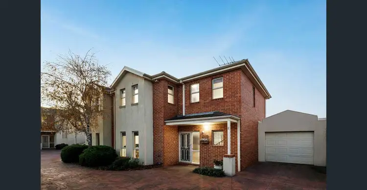 2/1 Rose Street, Altona VIC 3018