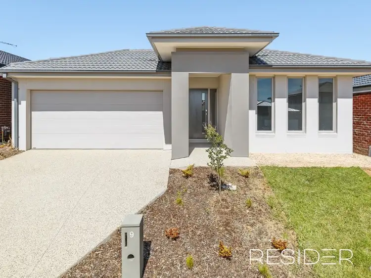 9 Stonemasons Way, Mernda VIC 3754