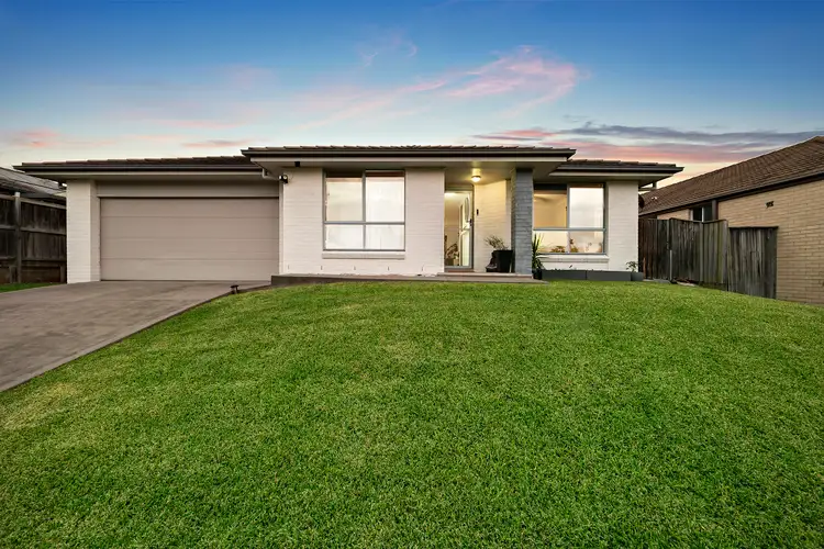 15 River Oak Avenue, Gillieston Heights NSW 2321