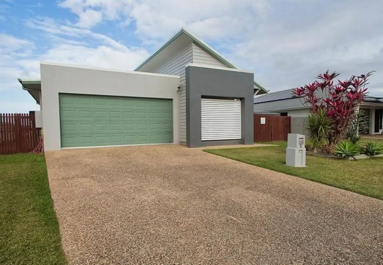 Main view of Homely house listing, 11 Fontwell Court, Mount Low QLD 4818