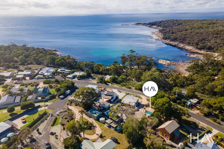 27 Treloggen Drive, Binalong Bay TAS 7216