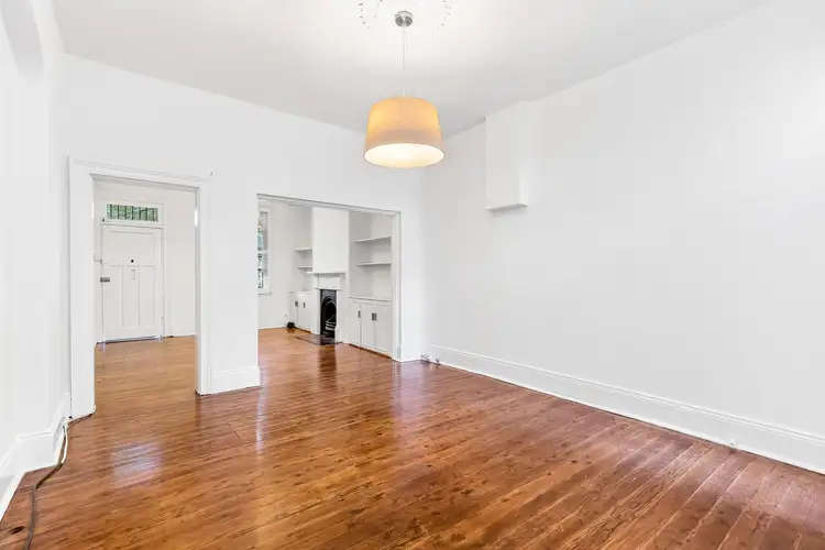 87 Greens Road