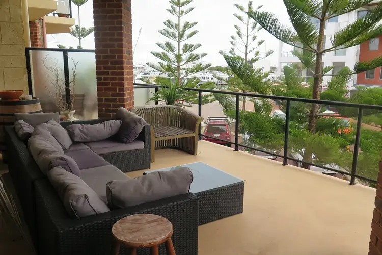 7/37 Dolphin Drive, Mandurah WA 6210