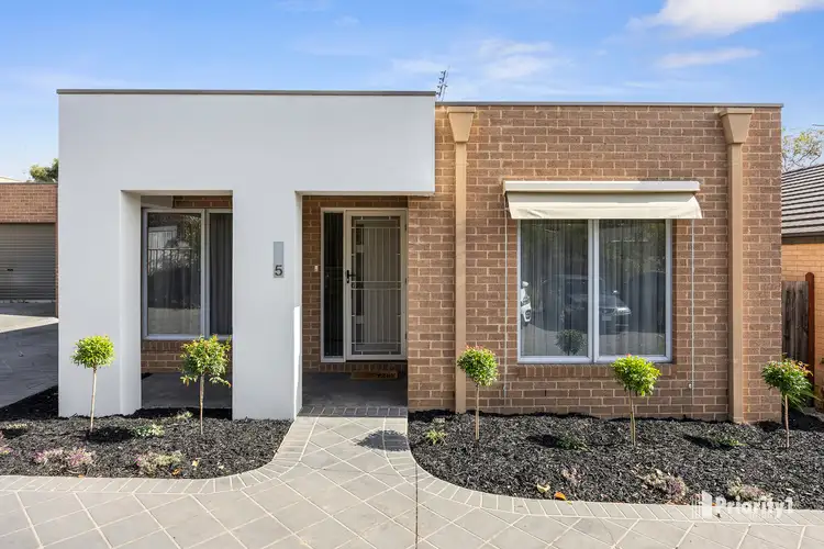 5/7A Curtin Street, Kennington VIC 3550
