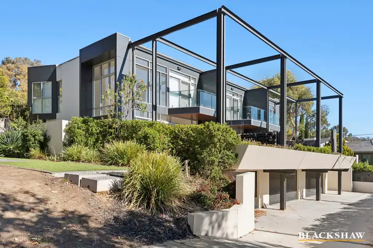 2/4 Endeavour Street, Red Hill ACT 2603