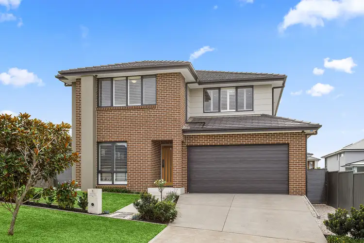 1 Farmgate Crescent, Calderwood NSW 2527
