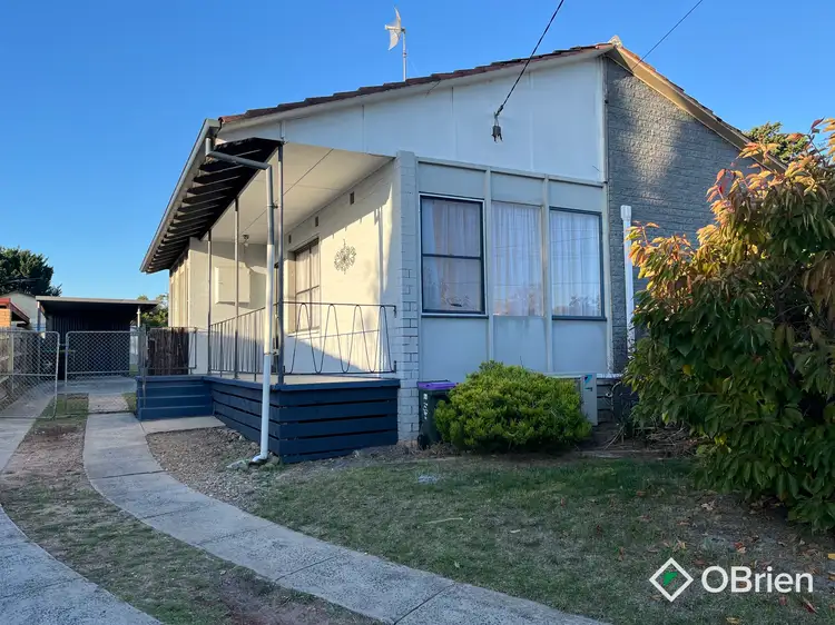 7 Forest Drive, Frankston North VIC 3200