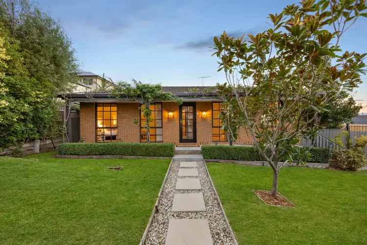 8 Hill Grove, Sunbury VIC 3429