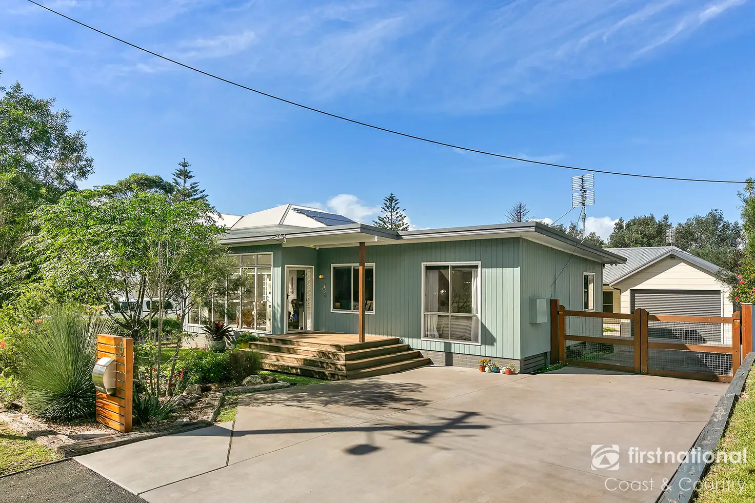 Main view of Homely house listing, 8 David Berry Street, Shoalhaven Heads NSW 2535