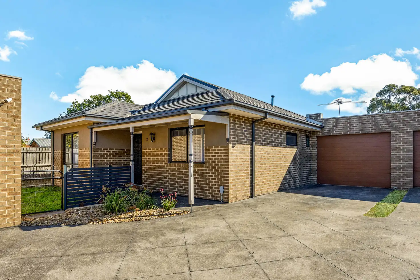 Main view of Homely unit listing, 2/60 Main Road, Riddells Creek VIC 3431