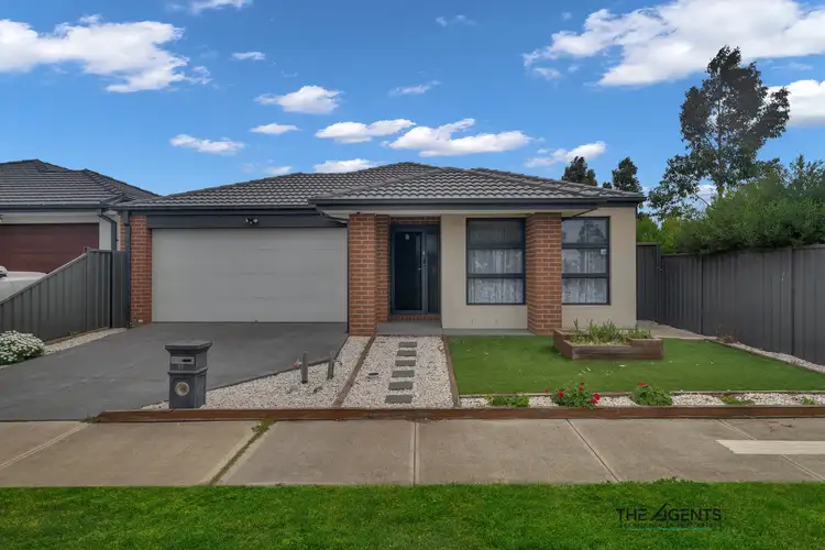 11 Luster Crescent, Tarneit VIC 3029