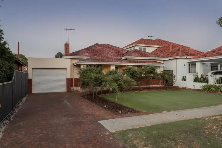 84 Sexton Road, Inglewood WA 6052