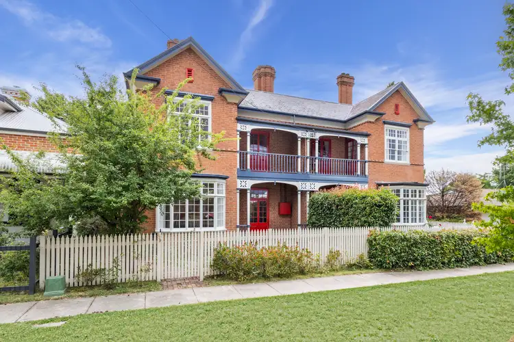 229 Lambert Street, Bathurst NSW 2795
