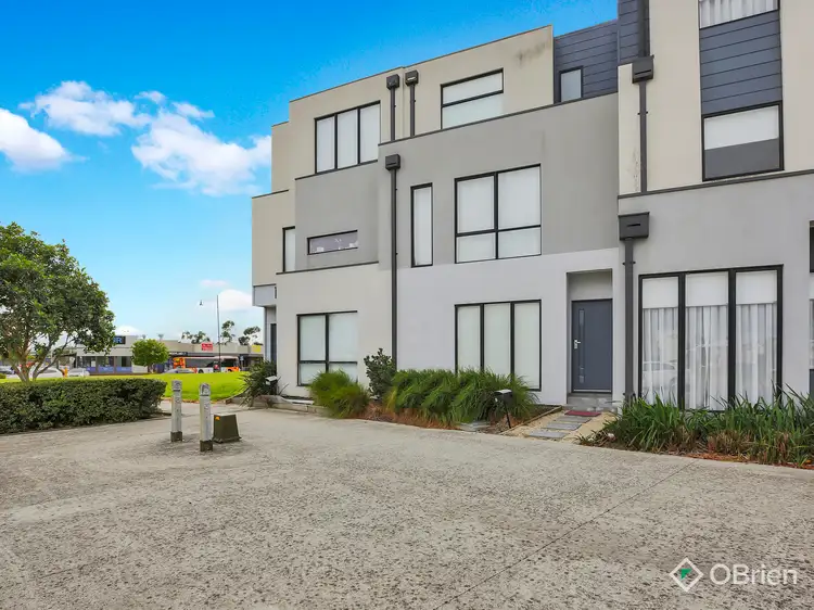 2/3 Park Orchard Drive