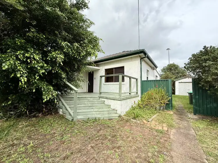 62 Anzac Avenue, Engadine NSW 2233