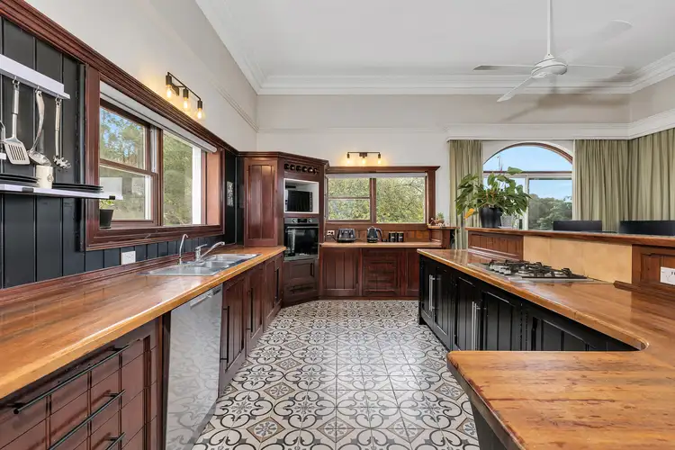 15 McDonald Avenue