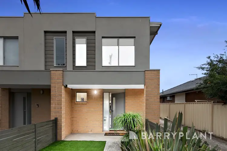 Main view of Homely townhouse listing, 2/125 Fox Street, St Albans VIC 3021