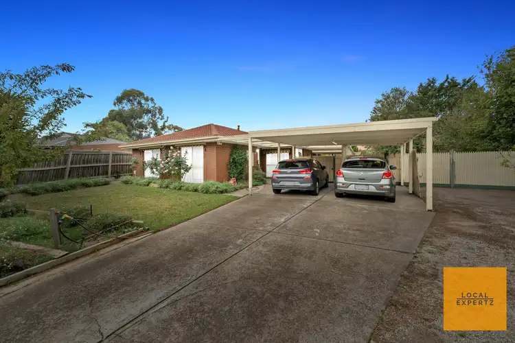 2 Lincoln Way, Melton West VIC 3337