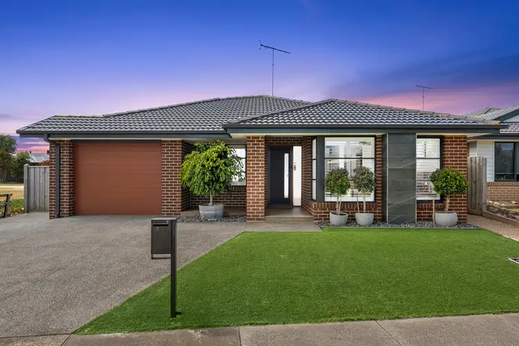 22 Daybreak Avenue, Armstrong Creek VIC 3217