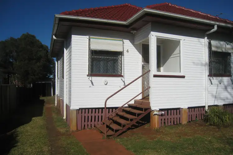 4 Dodd Street, Newtown QLD 4350