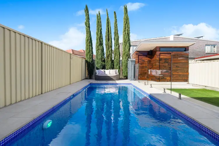 3a Snowsill Avenue