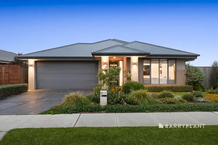 21 Bradley Street, Officer South VIC 3809