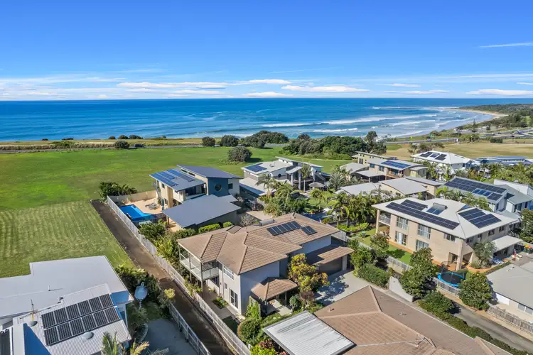 2/34 Killarney Crescent, Skennars Head NSW 2478