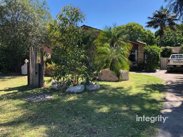 6 Hawthorn Avenue, Nowra NSW 2541