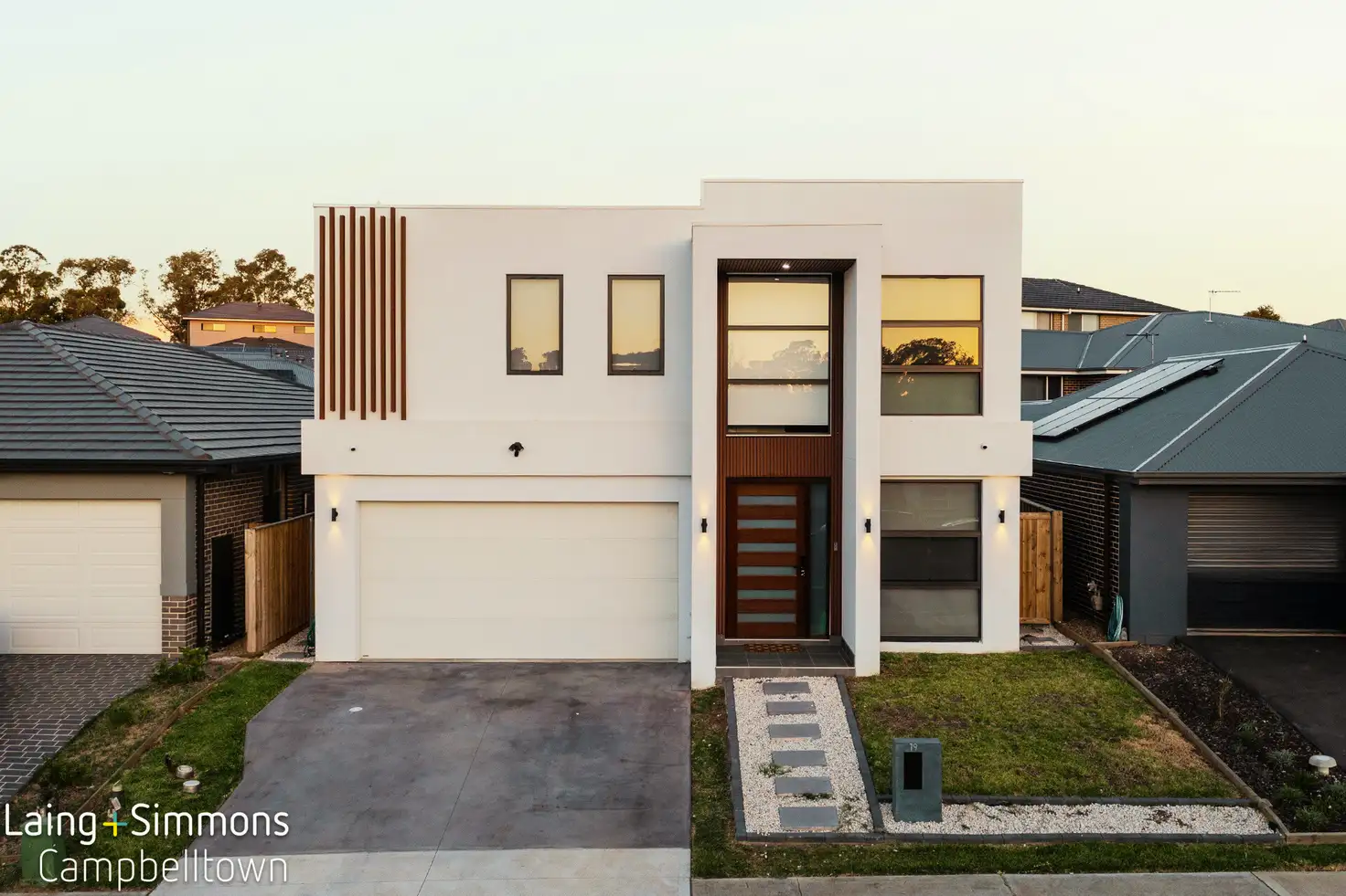 Main view of Homely house listing, 19 Dunstan Drive, Bradbury NSW 2560