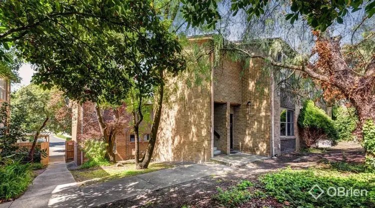 2/596-598 Middleborough Road, Blackburn North VIC 3130