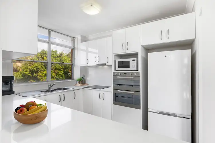 Sixth view of Homely unit listing, 9/89 Oaks Avenue, Dee Why NSW 2099