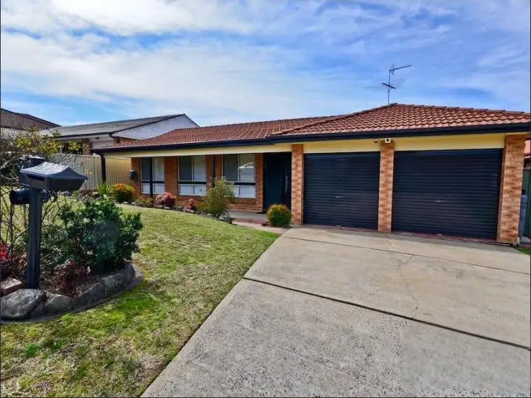 4 Gilbert Crescent