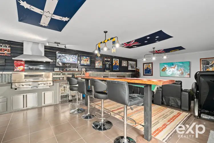 2 Carey Street, Bridgetown WA 6255