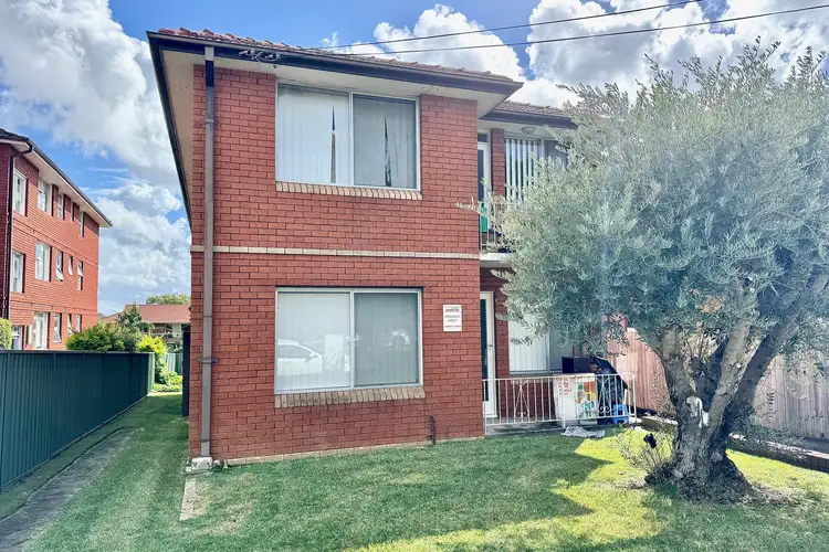 2/125 Evaline Street, Campsie NSW 2194