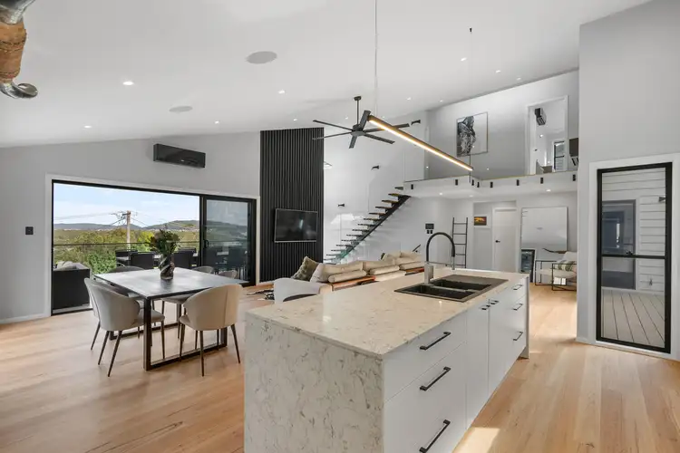 Second view of Homely house listing, 37 Treeview Place, Saratoga NSW 2251