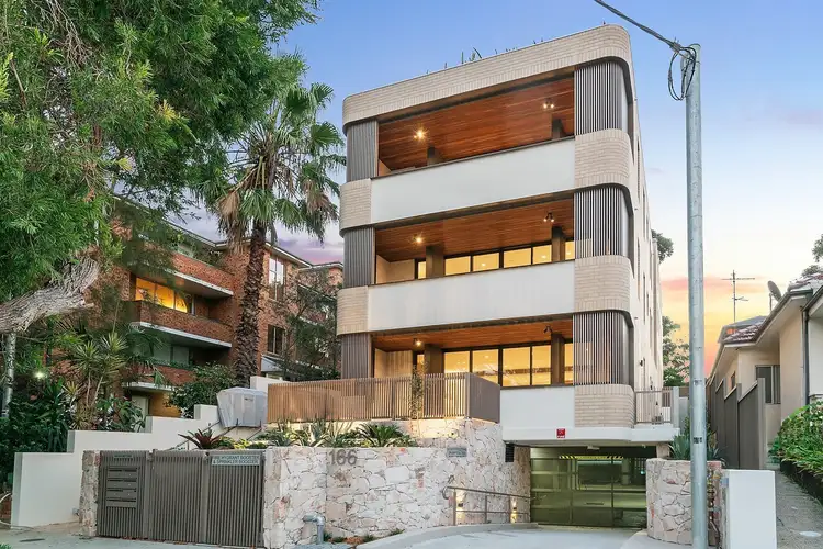 6/166 Mount Street