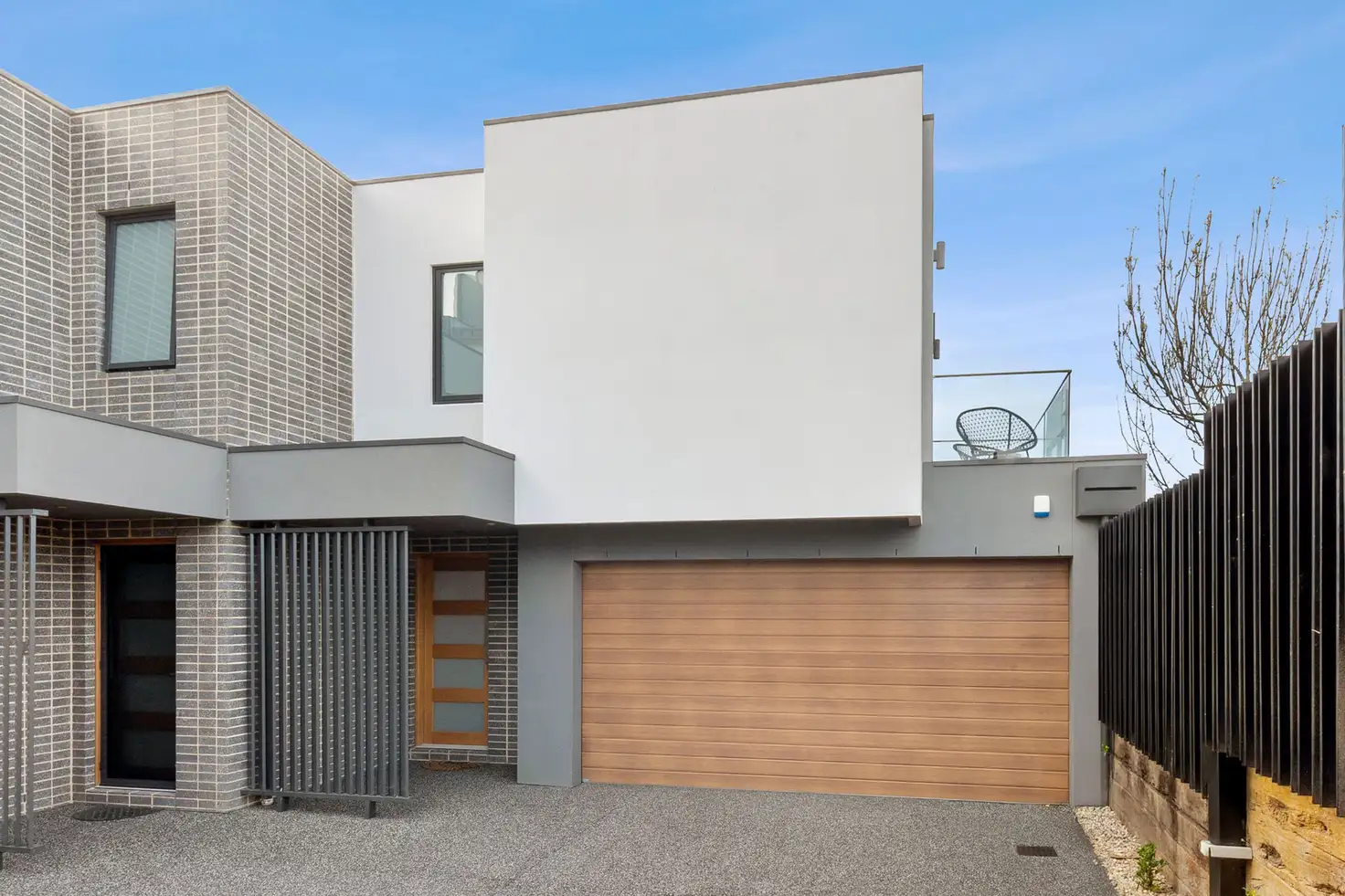 Main view of Homely townhouse listing, 4/5 Balmoral Crescent, Rippleside VIC 3215