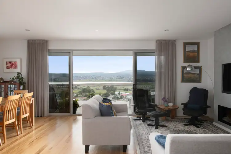 1/103 Dion Crescent, Riverside TAS 7250